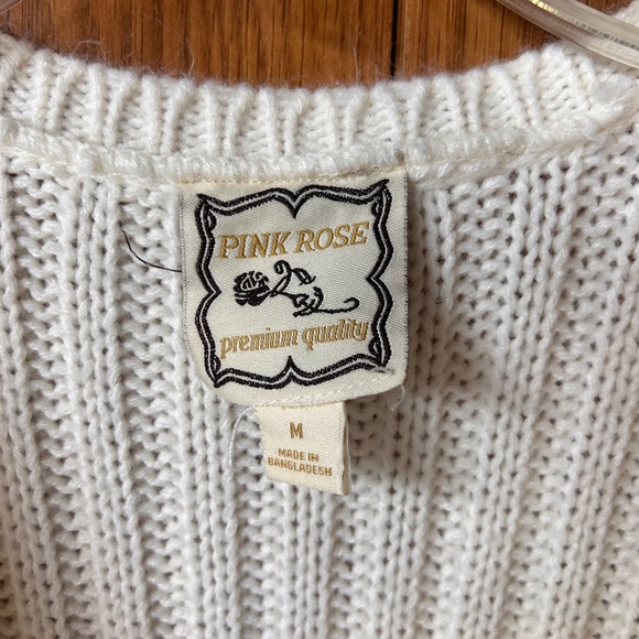 Women’s short sleeve button up sweater size medium - Picture 4 of 6